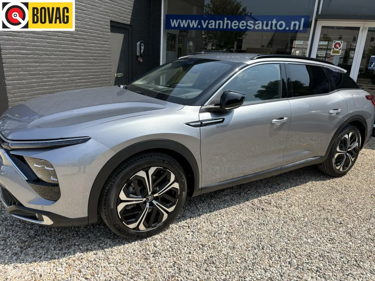 1.6 Plug-in 225 e:Hybrid Shine leer carplay 19 inch stuurverwarming automaat navigatie leder