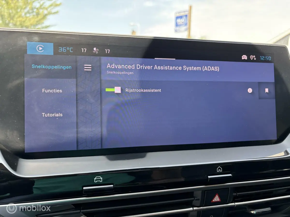 1.6 Plug-in 225 e:Hybrid Shine leer carplay 19 inch stuurverwarming automaat navigatie leder