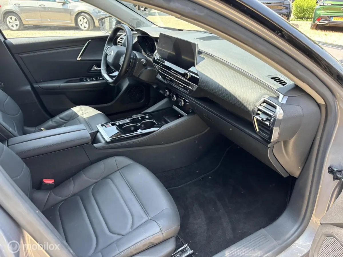 1.6 Plug-in 225 e:Hybrid Shine leer carplay 19 inch stuurverwarming automaat navigatie leder