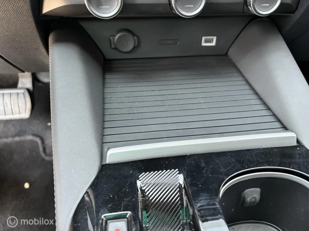 1.6 Plug-in 225 e:Hybrid Shine leer carplay 19 inch stuurverwarming automaat navigatie leder