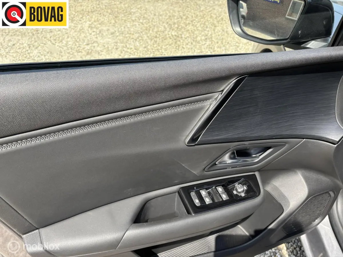 1.6 Plug-in 225 e:Hybrid Shine leer carplay 19 inch stuurverwarming automaat navigatie leder
