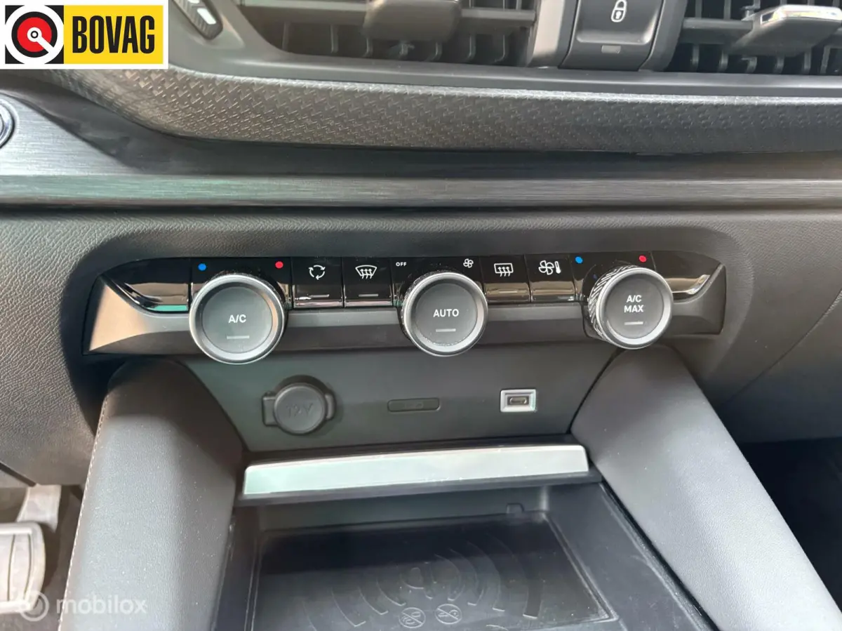 1.6 Plug-in 225 e:Hybrid Shine leer carplay 19 inch stuurverwarming automaat navigatie leder