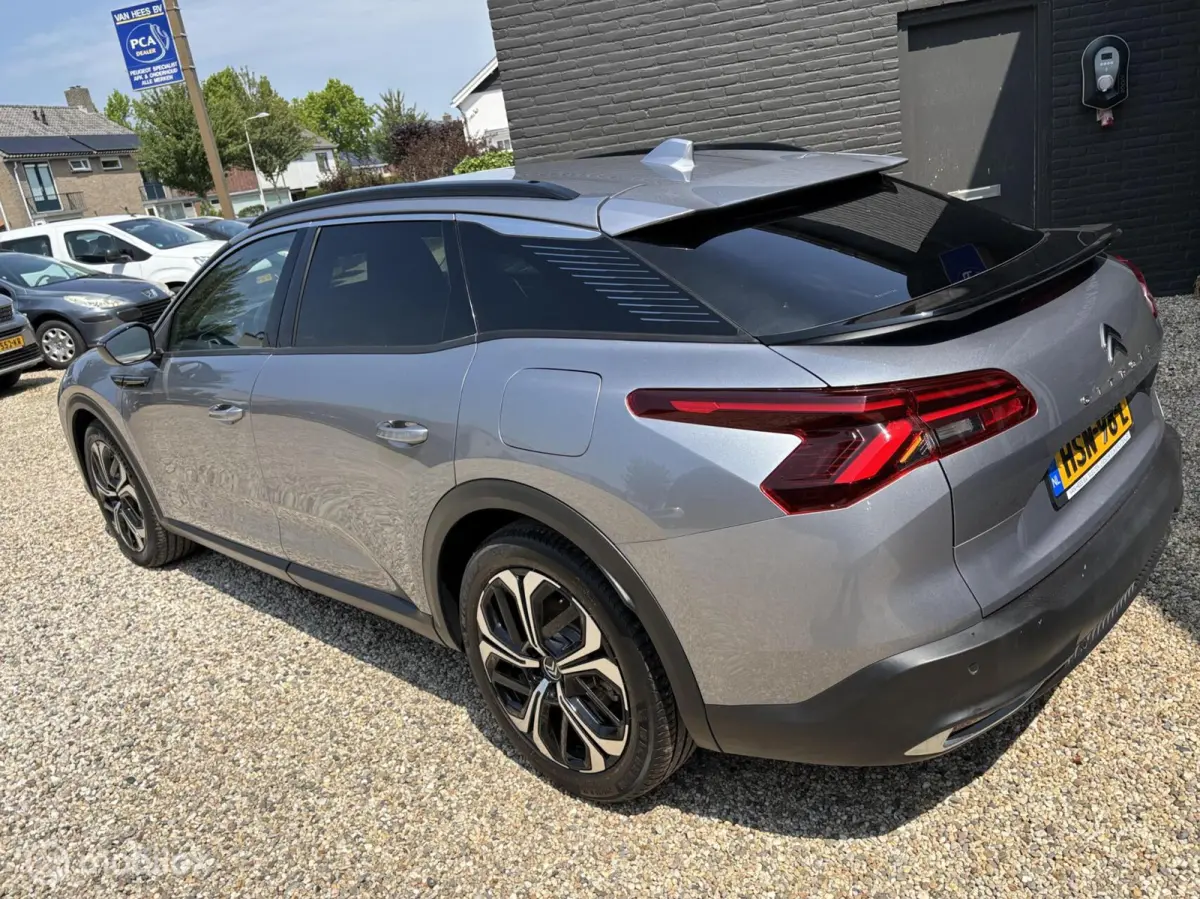 1.6 Plug-in 225 e:Hybrid Shine leer carplay 19 inch stuurverwarming automaat navigatie leder