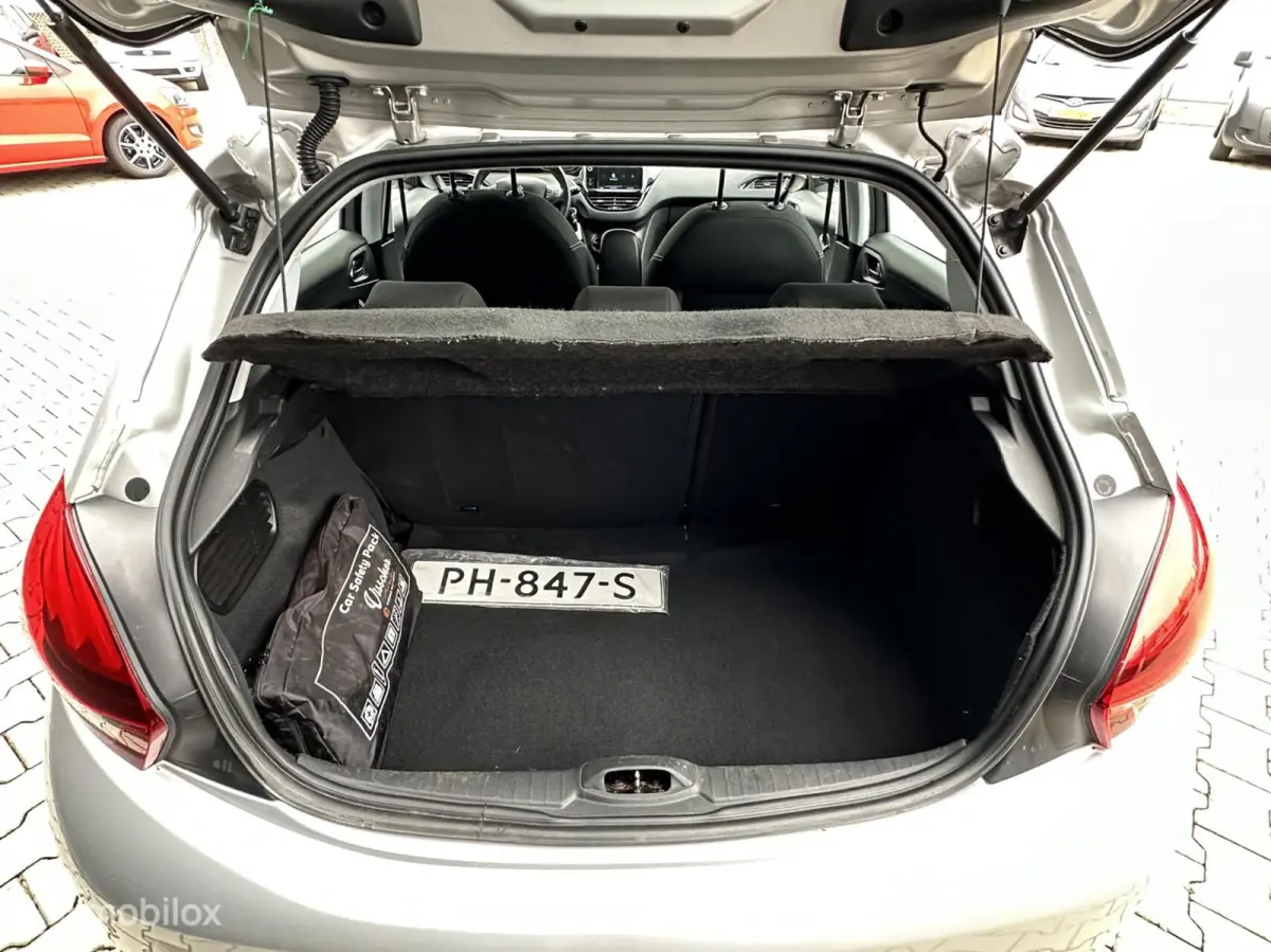 1.2 PureTech Blue Lion |CRUISE | CARPLAY | TREKHAAK |