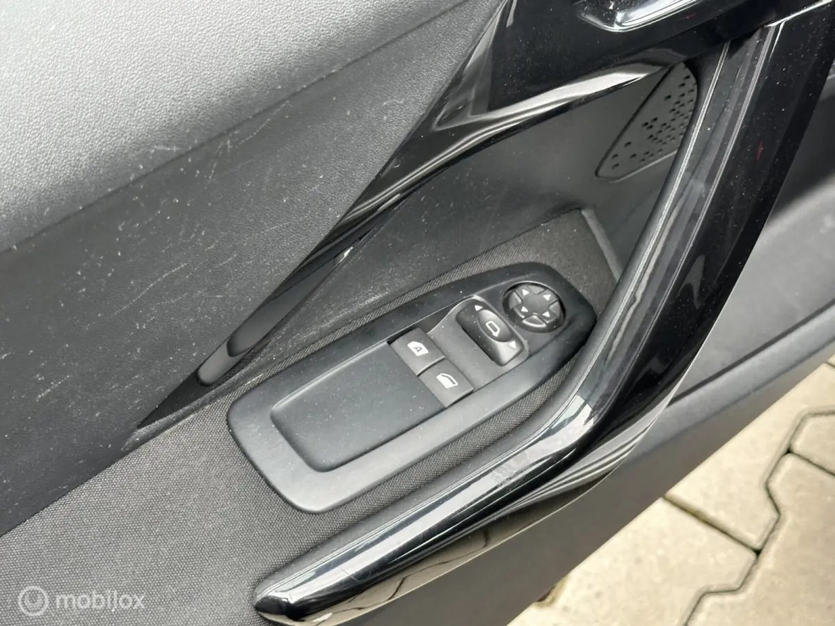 1.2 PureTech Blue Lion |CRUISE | CARPLAY | TREKHAAK |