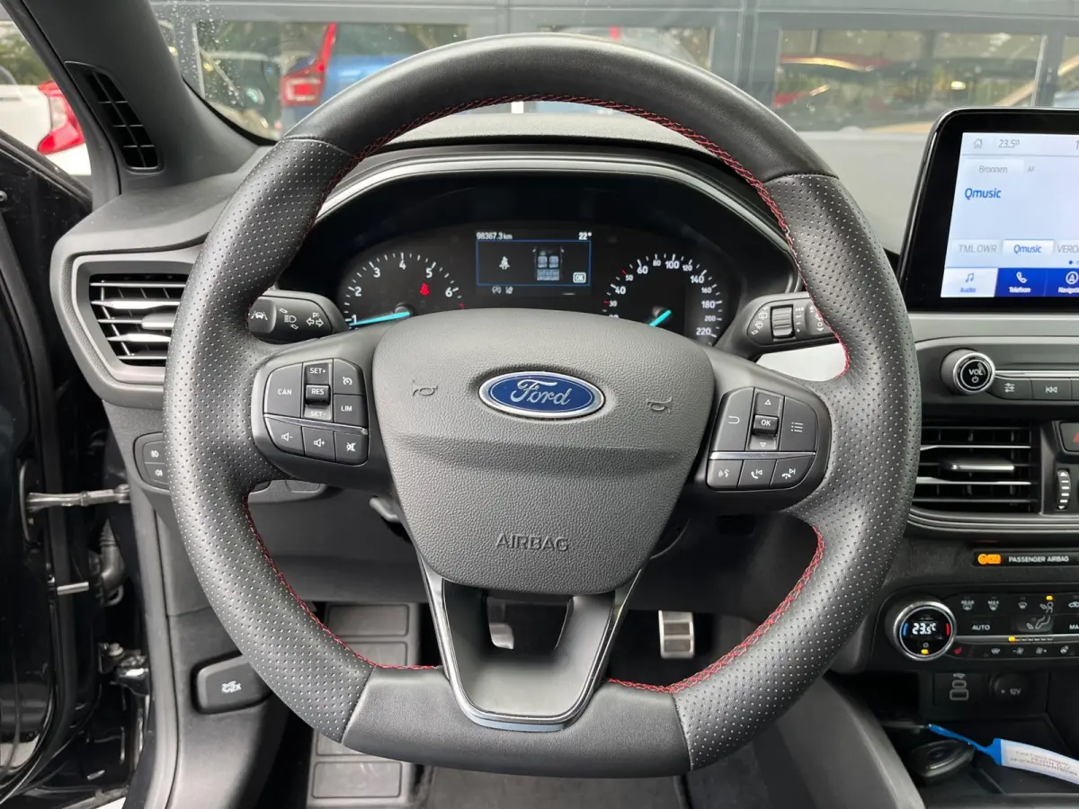 1.0 EcoBoost Hybrid ST Line Style NL.Auto/Nieuw-Model/Camera/WinterPack/Clima/1Ste Eigenaar/Dealer Onderhouden