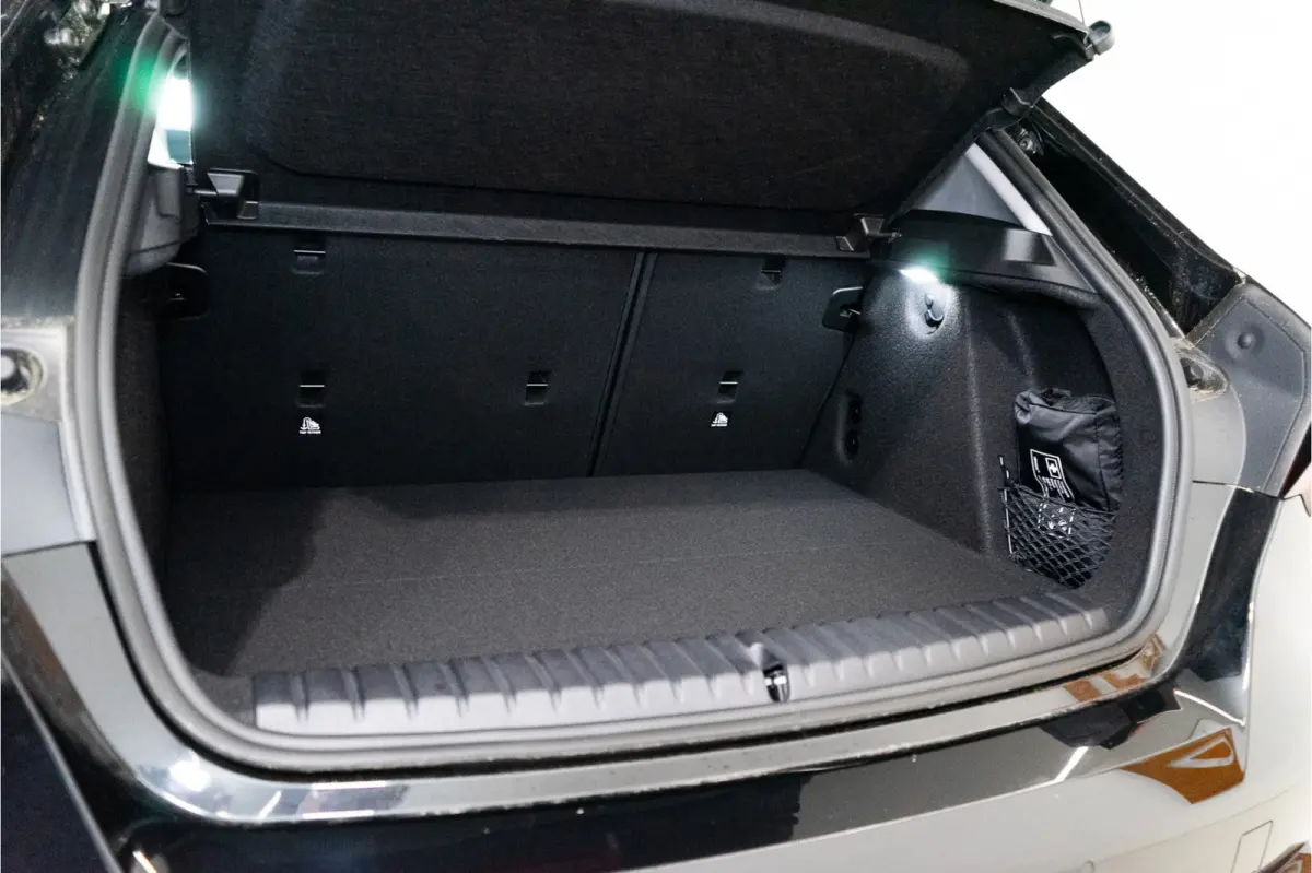 120 Sport Premium 157PK | Facelift | Laser | Carplay | Comfort | Fabrieksgarantie