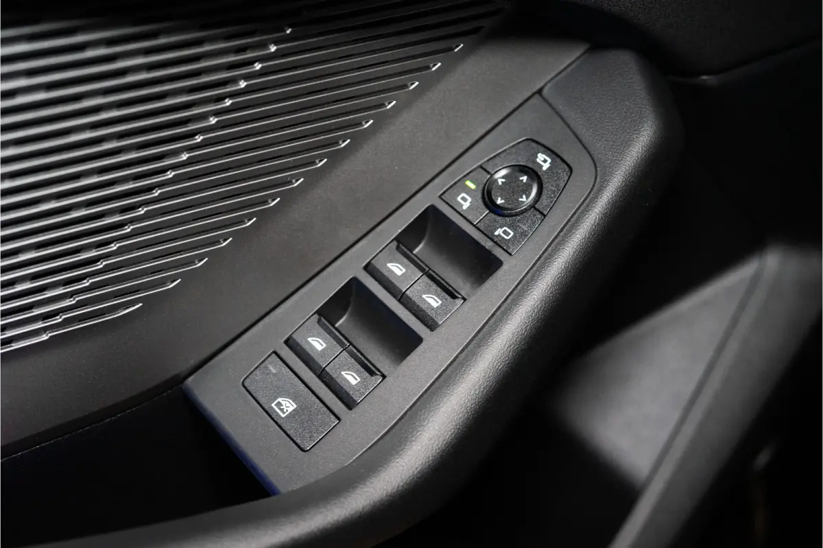 120 Sport Premium 157PK | Facelift | Laser | Carplay | Comfort | Fabrieksgarantie