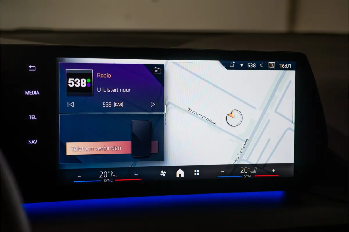 120 Sport Premium 157PK | Facelift | Laser | Carplay | Comfort | Fabrieksgarantie