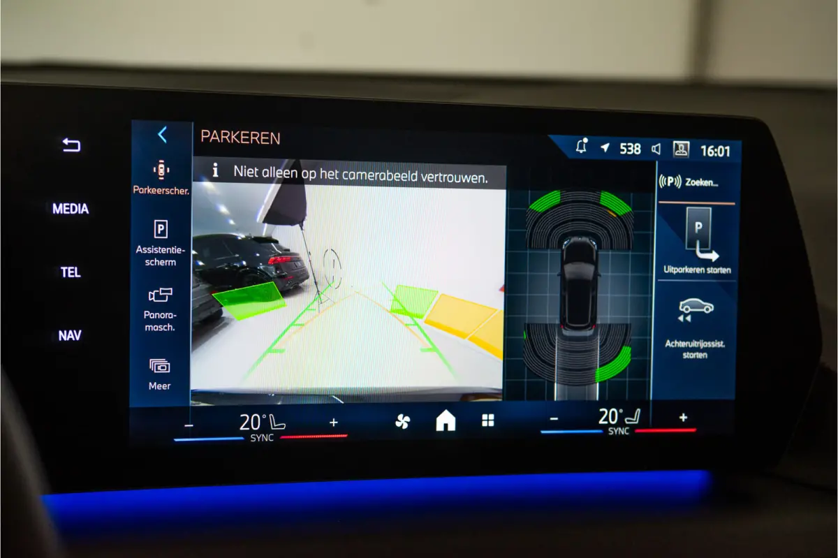 120 Sport Premium 157PK | Facelift | Laser | Carplay | Comfort | Fabrieksgarantie