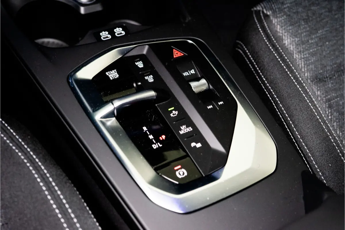 120 Sport Premium 157PK | Facelift | Laser | Carplay | Comfort | Fabrieksgarantie
