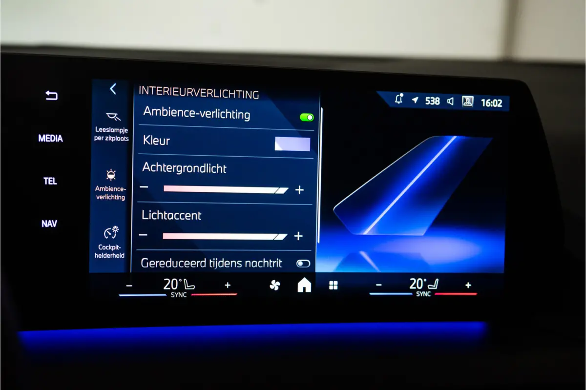 120 Sport Premium 157PK | Facelift | Laser | Carplay | Comfort | Fabrieksgarantie
