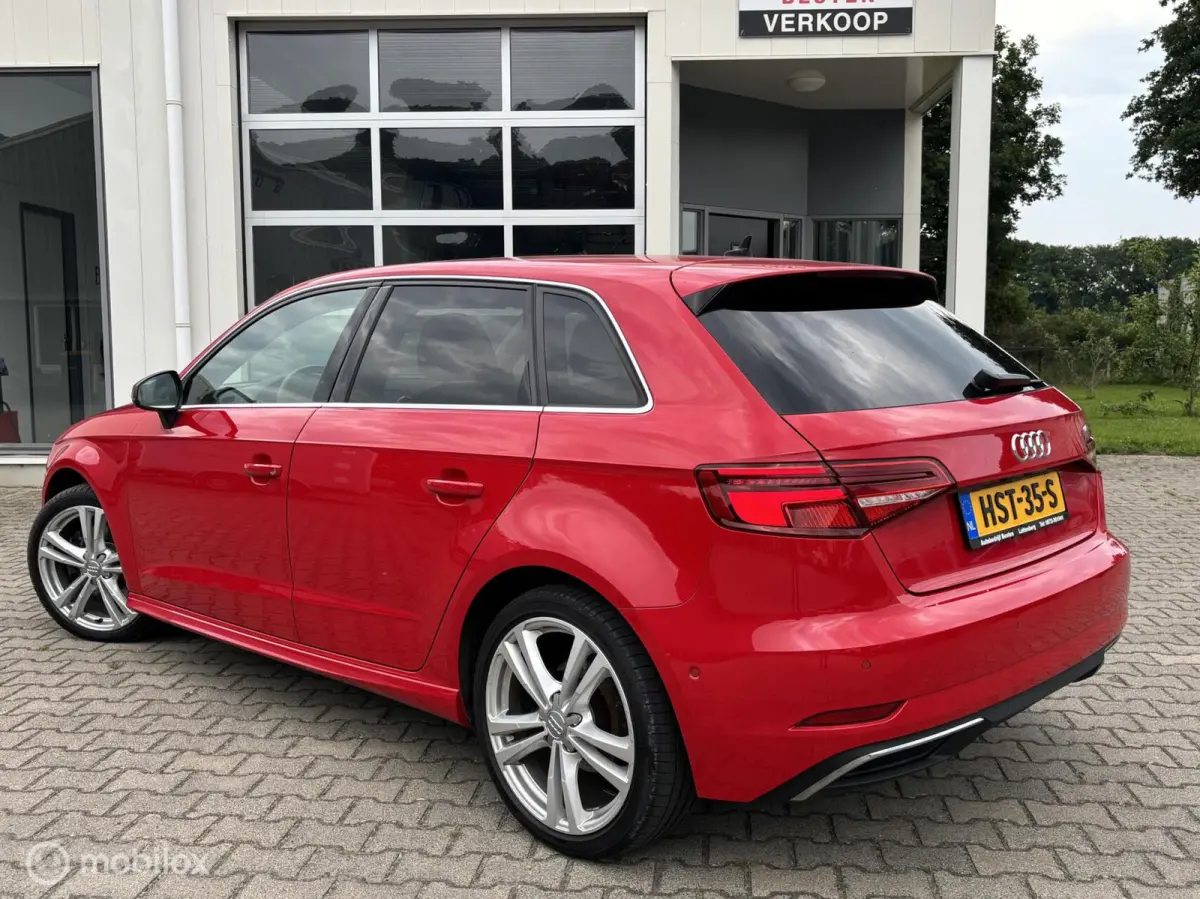 40 e-tron Advance Sport / Bovag-garantie.