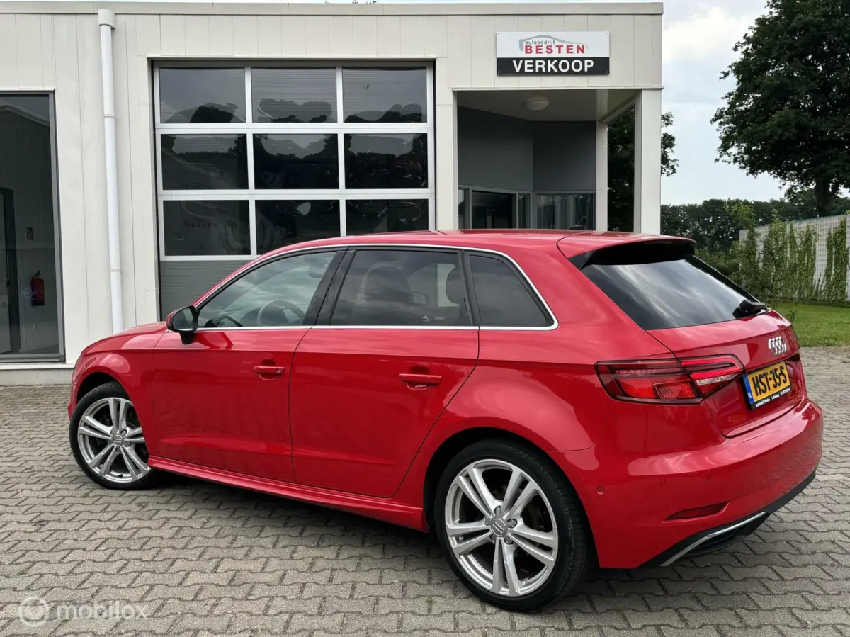 40 e-tron Advance Sport / Bovag-garantie.