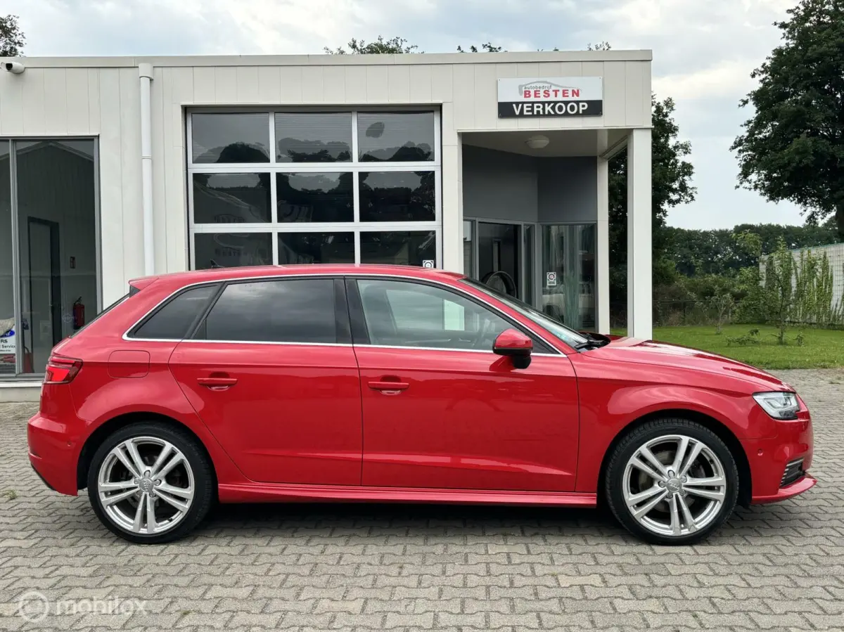 40 e-tron Advance Sport / Bovag-garantie.