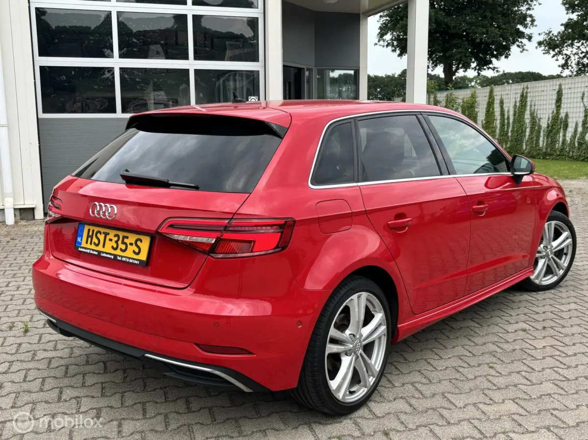 40 e-tron Advance Sport / Bovag-garantie.