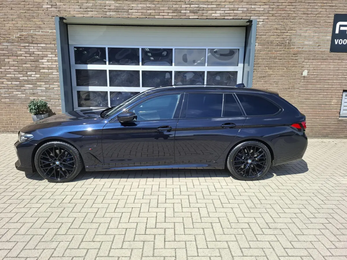 530e M-uitvoering/ Trekhaak