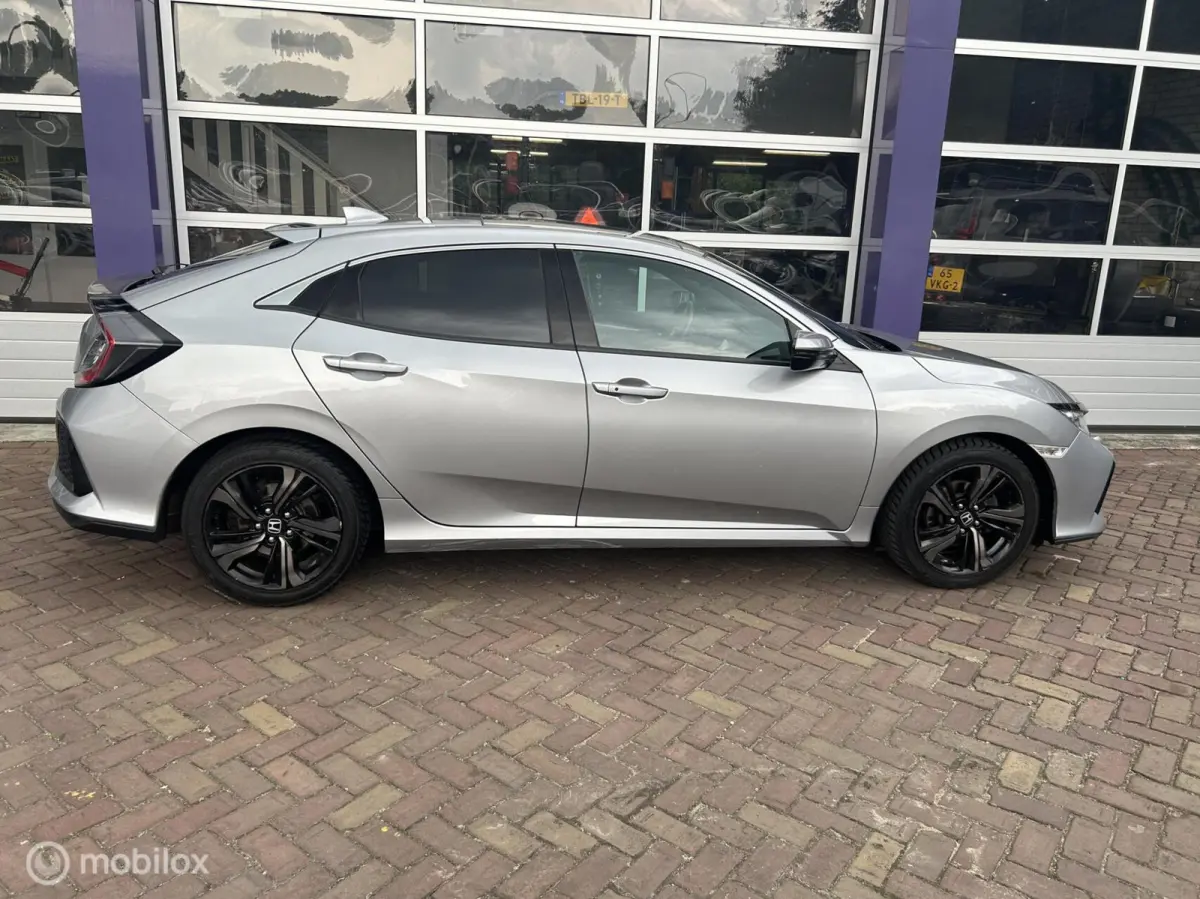 1.0 i-VTEC Executive * NAVI * AIRCO * PANODAK *