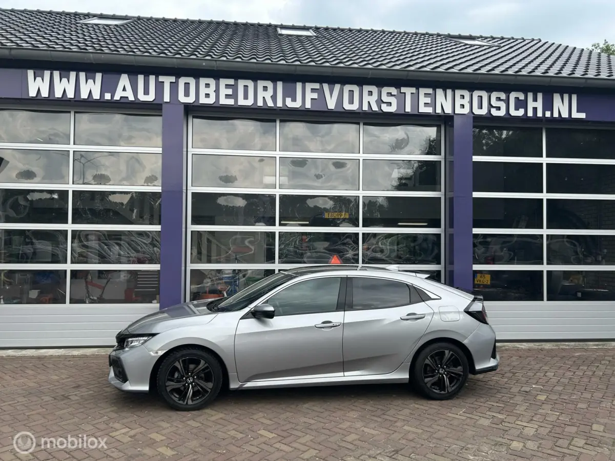 1.0 i-VTEC Executive * NAVI * AIRCO * PANODAK *