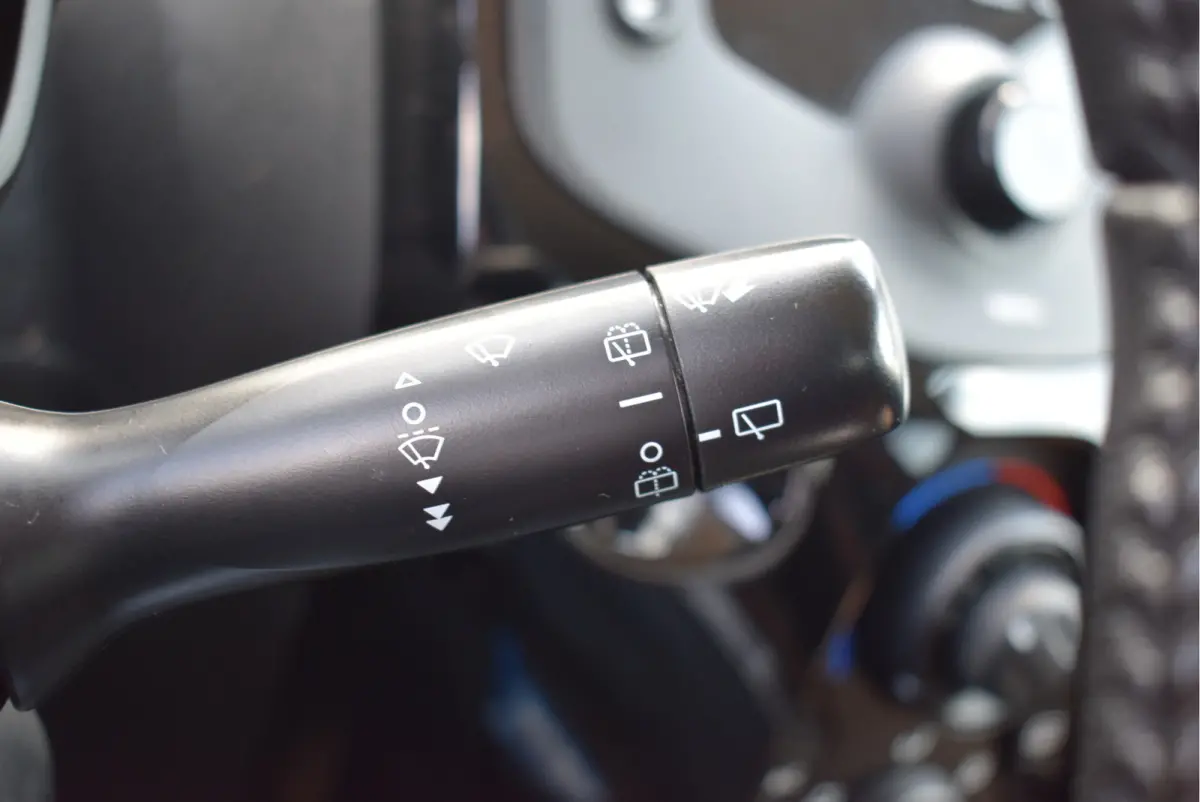 1.0 VTi Feel | Airco | NL-Auto | 5-deurs | Bluetooth