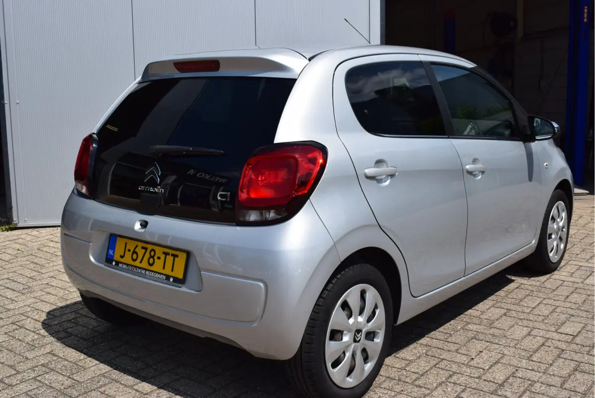 1.0 VTi Feel | Airco | NL-Auto | 5-deurs | Bluetooth