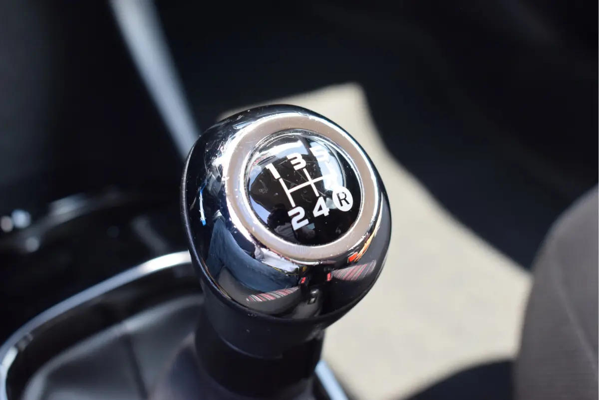 1.0 VTi Feel | Airco | NL-Auto | 5-deurs | Bluetooth