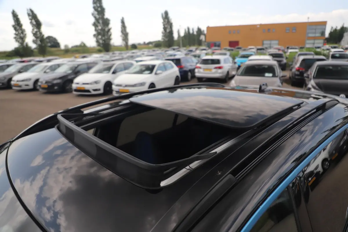 1.5 Incl. BTW Panoramadak Stoelverwarming Carplay 360 Camera SOH Accu 98%