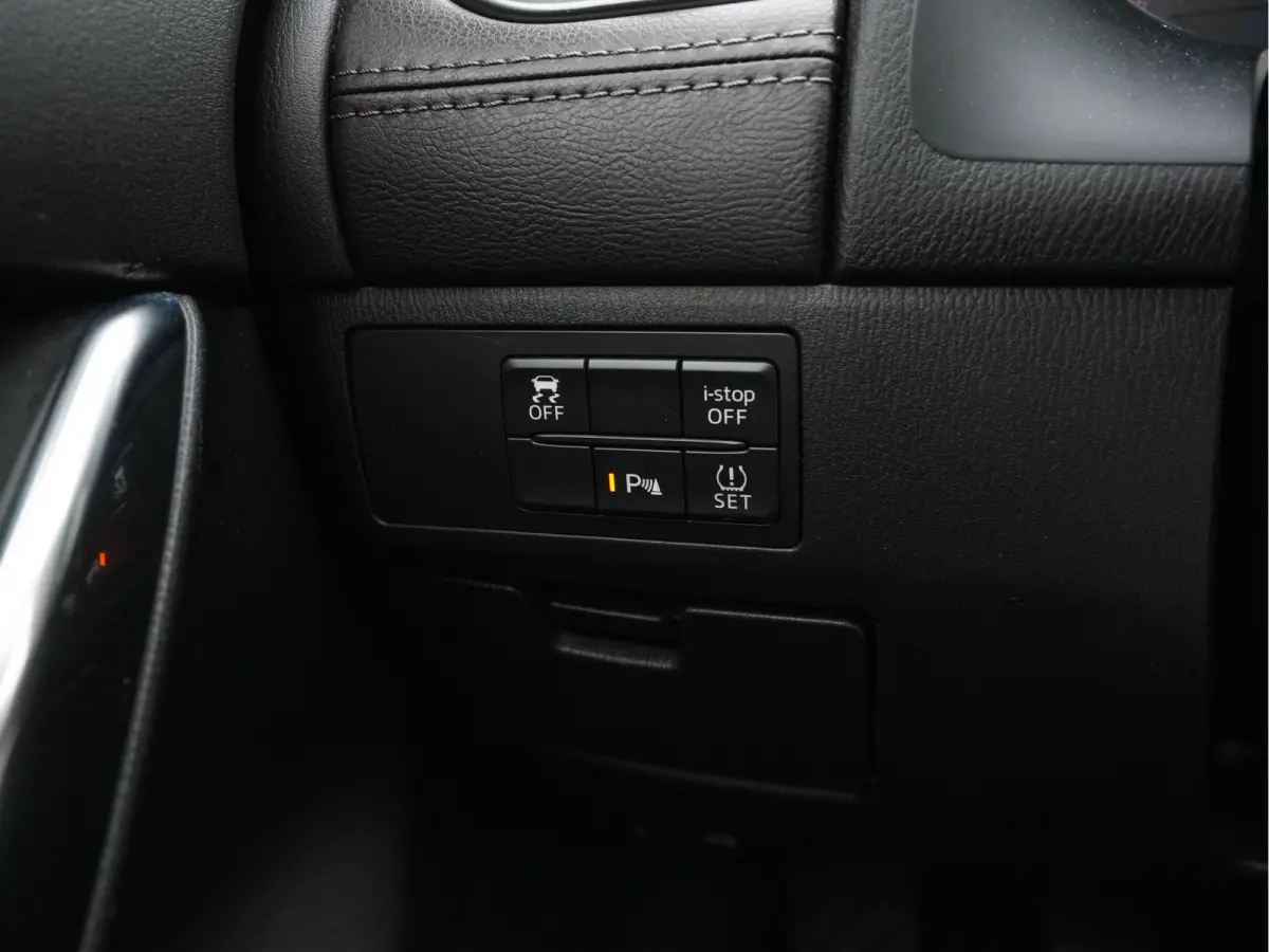 2.2D SkyActiv-D 150 Skylease GT (INCL-BTW) *LEATHER | FULL-LED | NAVI-FULLMAP | MEMORY-PACK | BOSE-AUDIO | BLIND-SPOT | CAMERA | KEYLESS | ECC | HEATED-SPORTSEATS | PDC | CRUISE | 17"ALU*