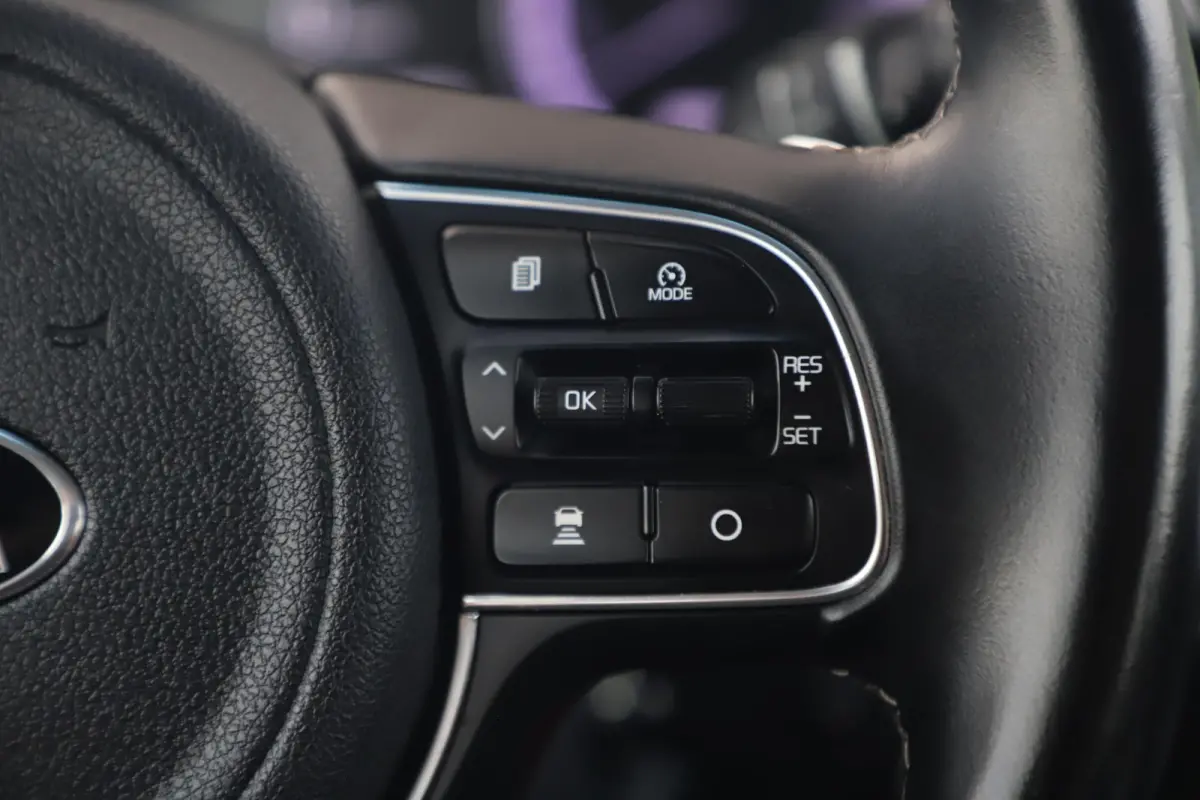 1.6 GDi Hybrid DynamicLine Automaat Half Leder Navigatie Camera Adaptive Cruise Lane Assist Clima Carplay Android