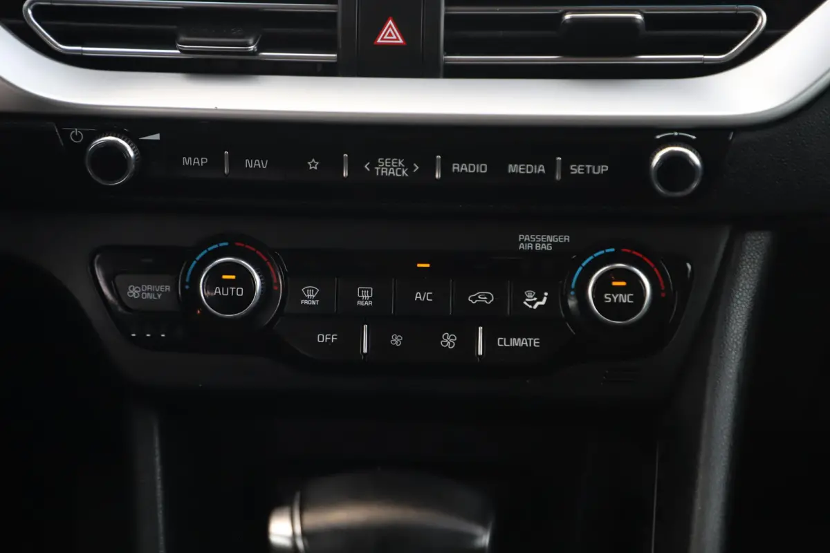 1.6 GDi Hybrid DynamicLine Automaat Half Leder Navigatie Camera Adaptive Cruise Lane Assist Clima Carplay Android