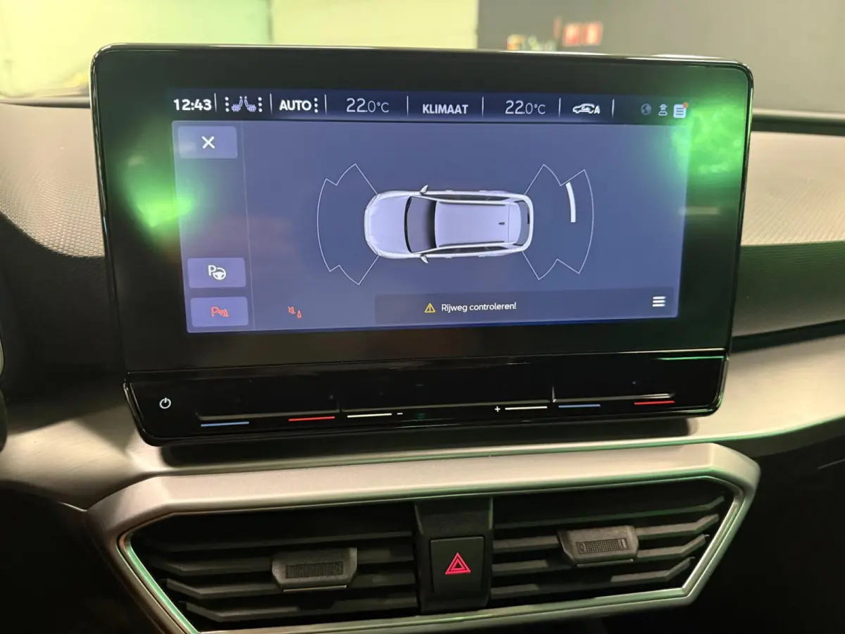 1.5 TSI FR Launch Edition V-COCKIT/NAVI/LED/CARPLAY/ECC/PDC/CRUISE///