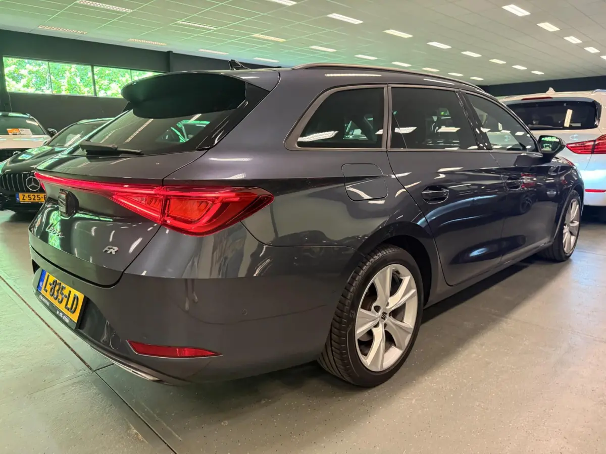 1.5 TSI FR Launch Edition V-COCKIT/NAVI/LED/CARPLAY/ECC/PDC/CRUISE///