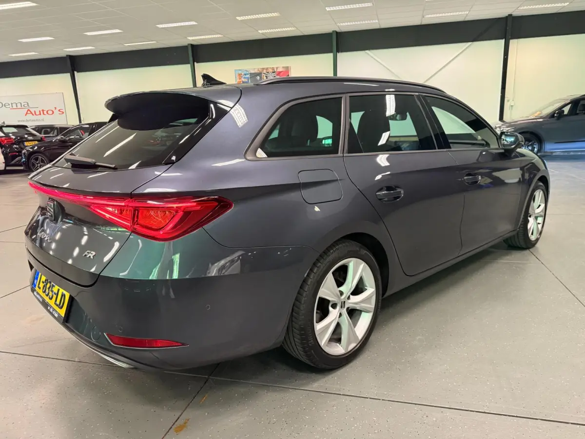 1.5 TSI FR Launch Edition V-COCKIT/NAVI/LED/CARPLAY/ECC/PDC/CRUISE///