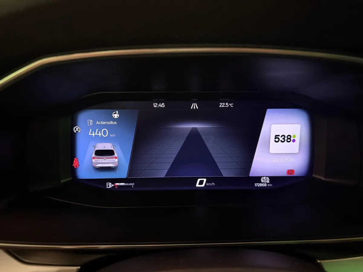 1.5 TSI FR Launch Edition V-COCKIT/NAVI/LED/CARPLAY/ECC/PDC/CRUISE///
