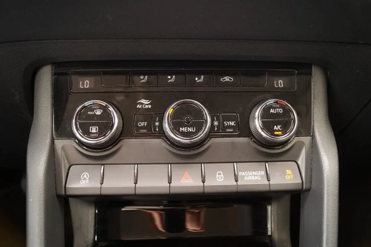 1.5 TSI 150pk DSG Business Edition -NAVI-ECC-PDC-