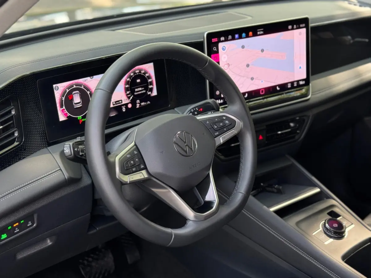 1.5 eTSI DSG Lane ass Drive pilot CarPlay 150 PK Keyless Camera Sfeerverlichting Life edition Direct leverbaar