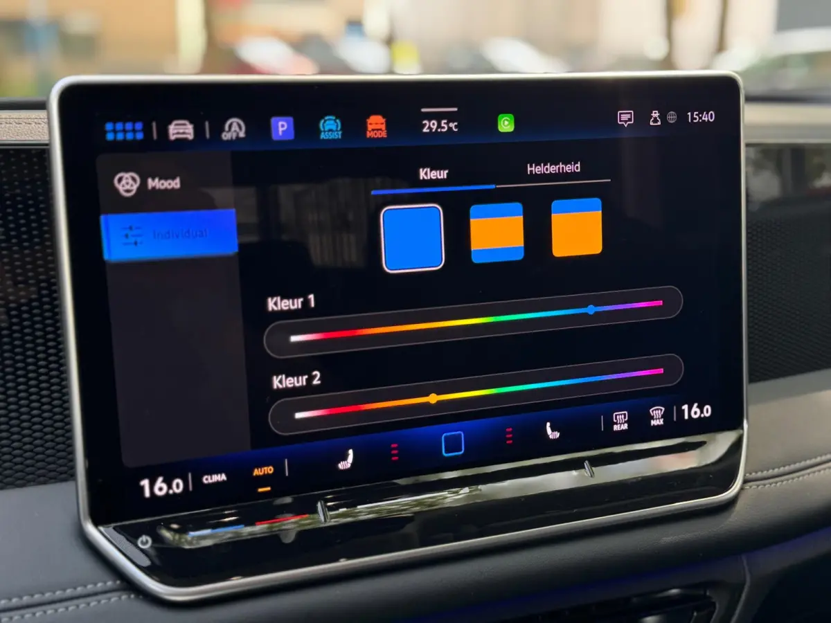 1.5 eTSI DSG Lane ass Drive pilot CarPlay 150 PK Keyless Camera Sfeerverlichting Life edition Direct leverbaar