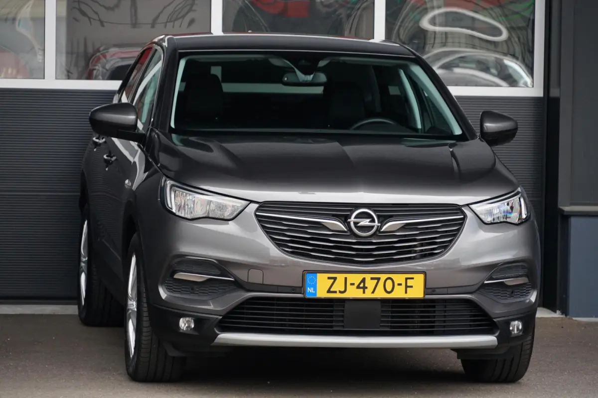 1.2 Turbo Innovation, keyless, CarPlay, cam.