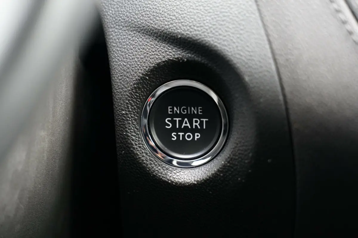 1.2 Turbo Innovation, keyless, CarPlay, cam.