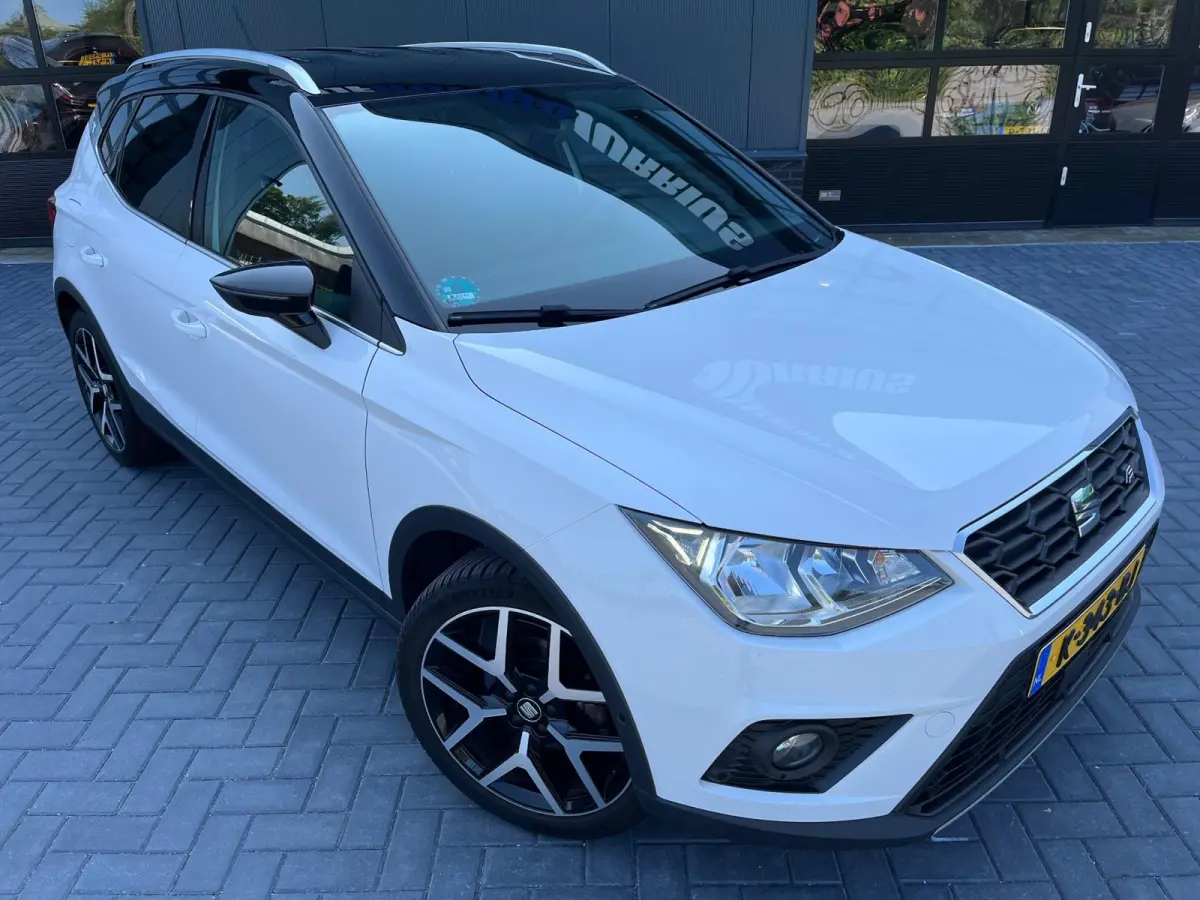1.0 TSI FR Business Intense NL.Auto/Trekhaak/Alcantara/Camera/Carplay/Climatronic/1Ste Eigenaar/Dealer onderhouden