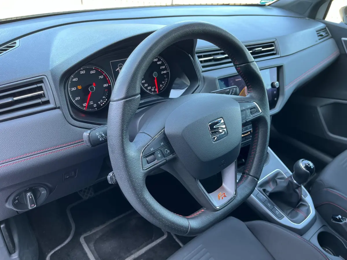 1.0 TSI FR Business Intense NL.Auto/Trekhaak/Alcantara/Camera/Carplay/Climatronic/1Ste Eigenaar/Dealer onderhouden