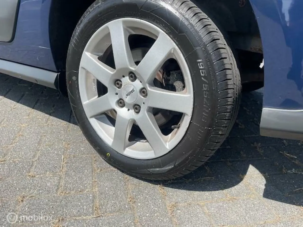 1.0 Ecoboost L2 Ambiente Benzine Cruise cntrl Trekhaak Nw Dist riem 1e Eigenaar!