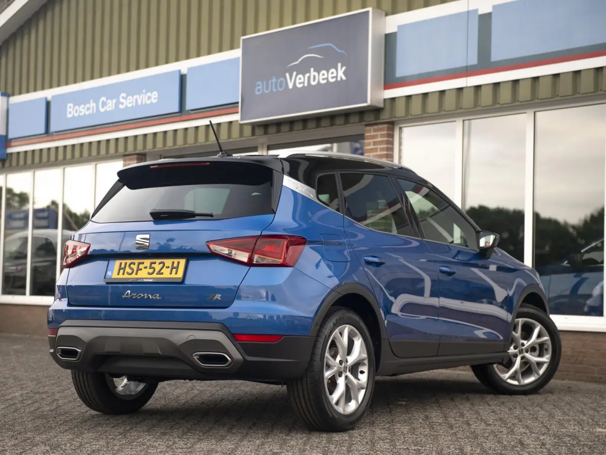 1.0 EcoTSI 116pk FR DSG | Full LED | Keyless | ParkAssist + Camera | App-Connect | Armsteun vóór | Black Pack | Wireless Charge