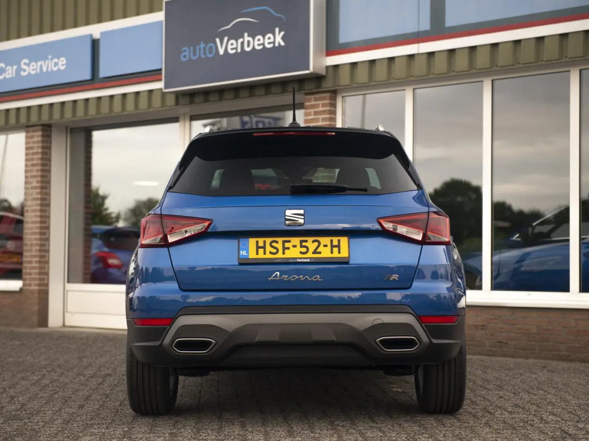 1.0 EcoTSI 116pk FR DSG | Full LED | Keyless | ParkAssist + Camera | App-Connect | Armsteun vóór | Black Pack | Wireless Charge