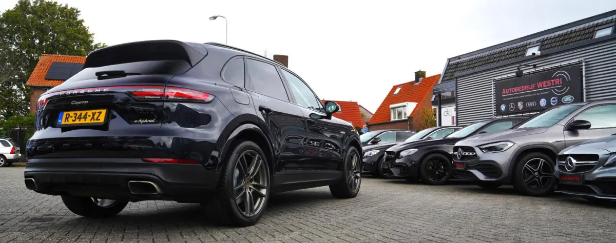 3.0 E-Hybrid | Sport Chrono | Bose Sound | Panorama | Luchtvering | Trekhaak | Adaptieve Cruise | 360 camera | NAP