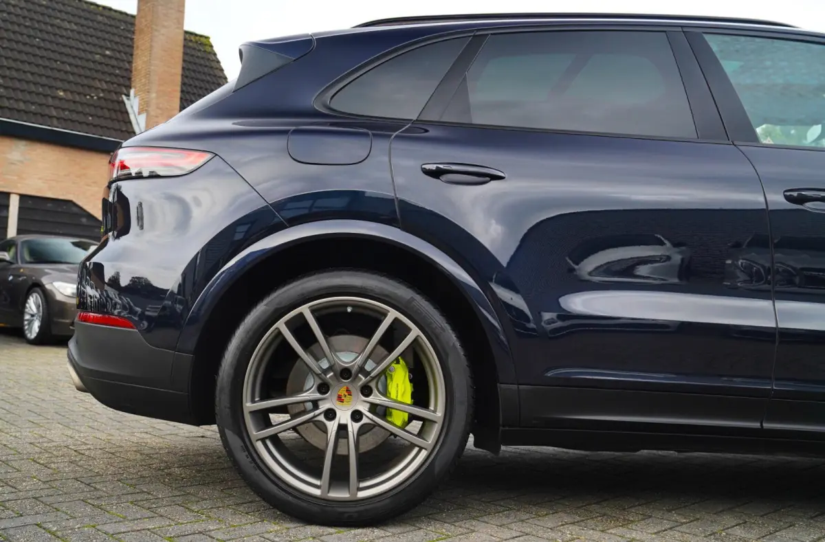 3.0 E-Hybrid | Sport Chrono | Bose Sound | Panorama | Luchtvering | Trekhaak | Adaptieve Cruise | 360 camera | NAP