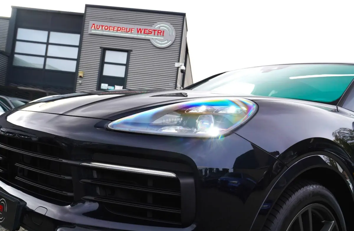 3.0 E-Hybrid | Sport Chrono | Bose Sound | Panorama | Luchtvering | Trekhaak | Adaptieve Cruise | 360 camera | NAP