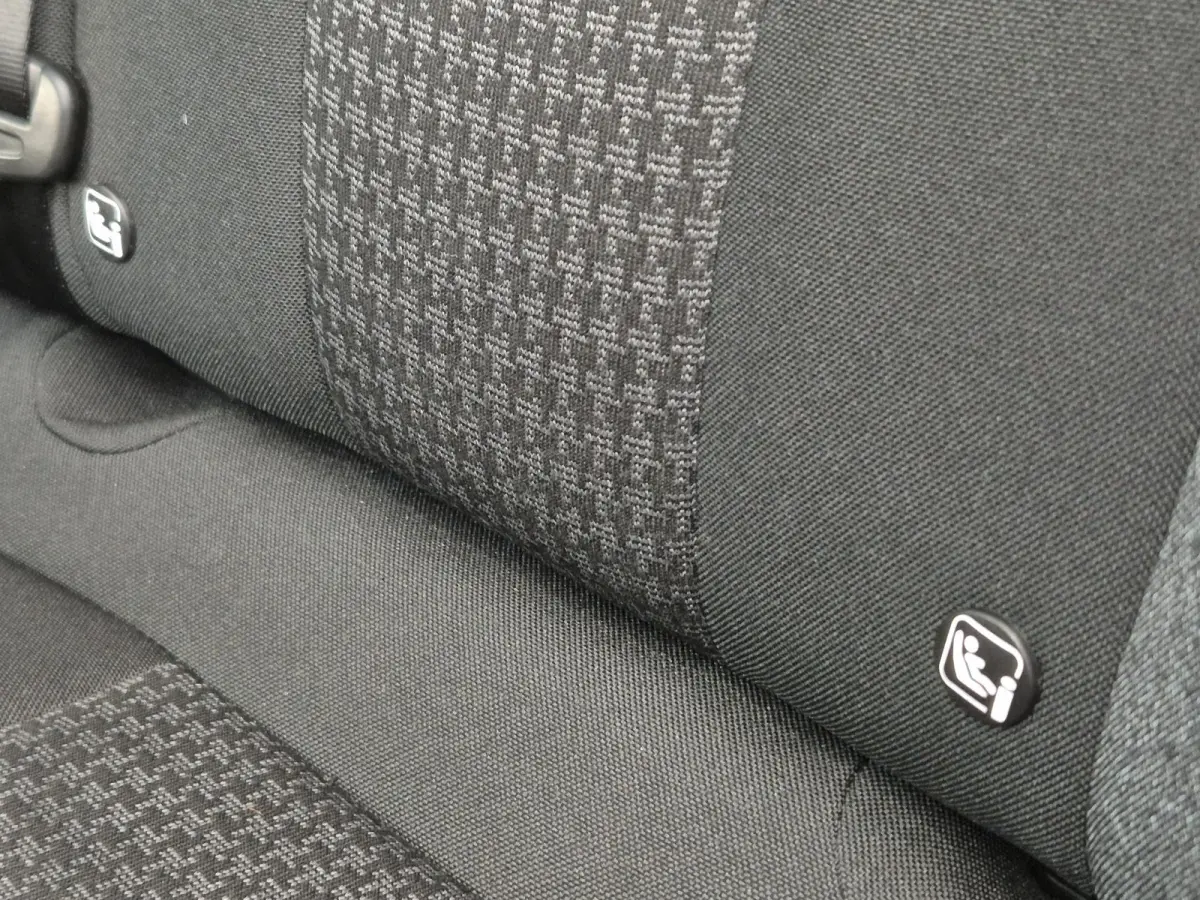 1.2 PureTech Allure | Limited | Navigatie | Apple CarPlay / Android Auto | Parkeersensoren voor / achter | Climate Control |