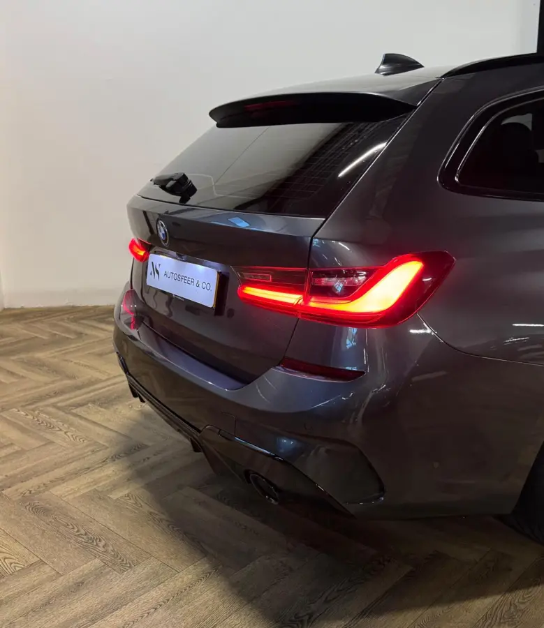 320e xDrive M-pakket Plus PANO KEYLESS