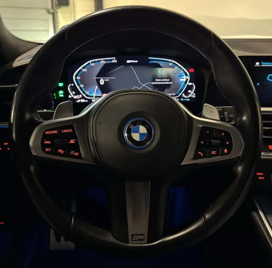 320e xDrive M-pakket Plus PANO KEYLESS